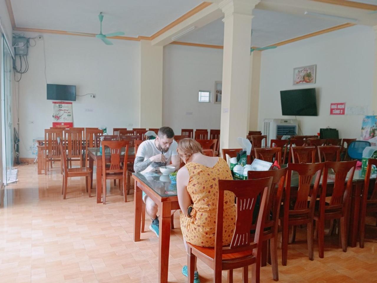 Hien Thuc Hotel Нин Бин Екстериор снимка
